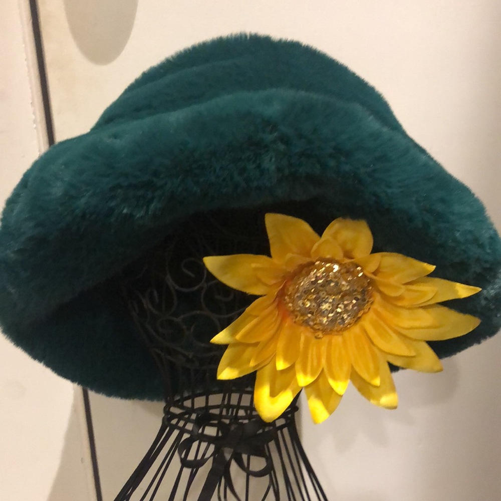 Anthropologie oversized bucket hat.  So cute, so fun and so so soft! New w tag.